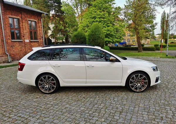 Skoda Octavia cena 55999 przebieg: 240000, rok produkcji 2015 z Lubliniec małe 704